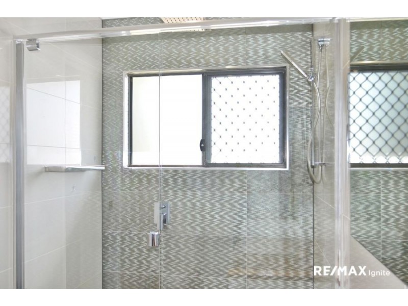 26A Whitehill Road, Newtown QLD 4305