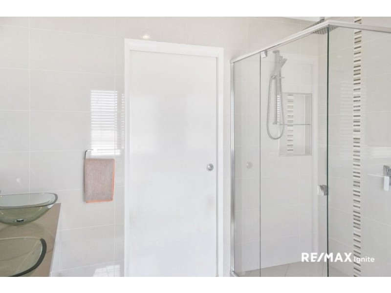 26A Whitehill Road, Newtown QLD 4305