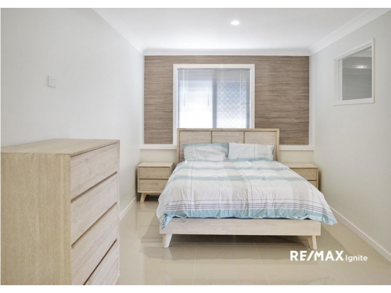 26A Whitehill Road, Newtown QLD 4305