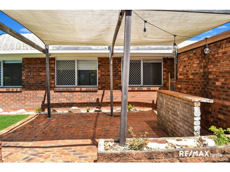 33 PENNANT STREET, Jamboree Heights QLD 4074