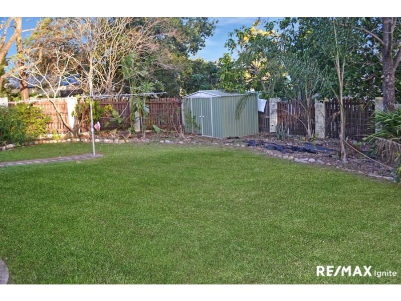 8 BUFFALO STREET, Riverhills QLD 4074