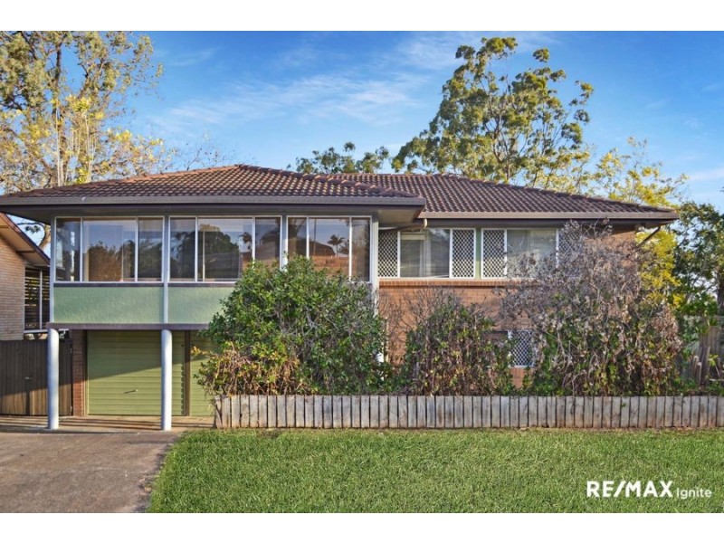 8 BUFFALO STREET, Riverhills QLD 4074