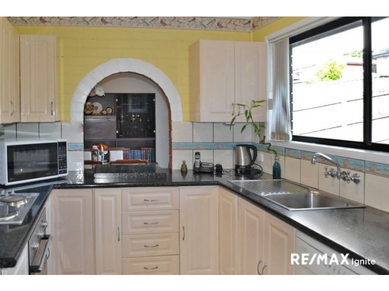 338 SUMNERS ROAD, Riverhills QLD 4074