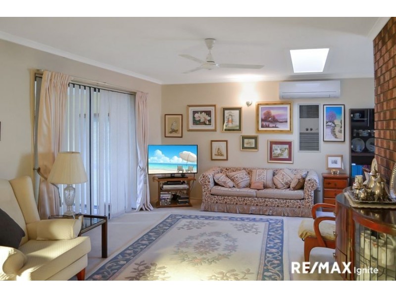 338 SUMNERS ROAD, Riverhills QLD 4074