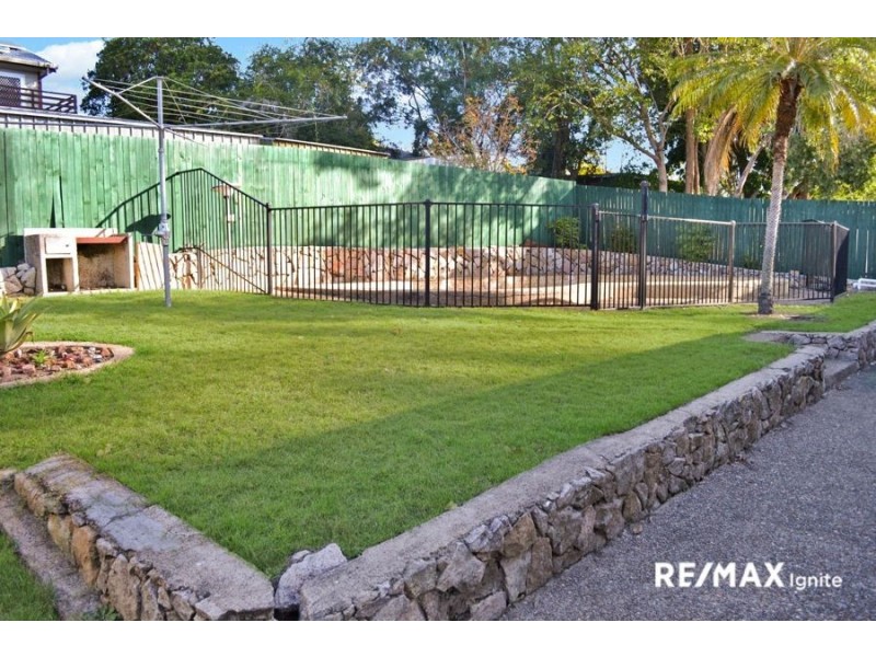 338 SUMNERS ROAD, Riverhills QLD 4074