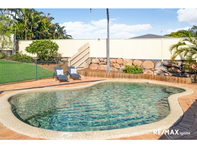 13 STAWELL PLACE, Middle Park QLD 4074