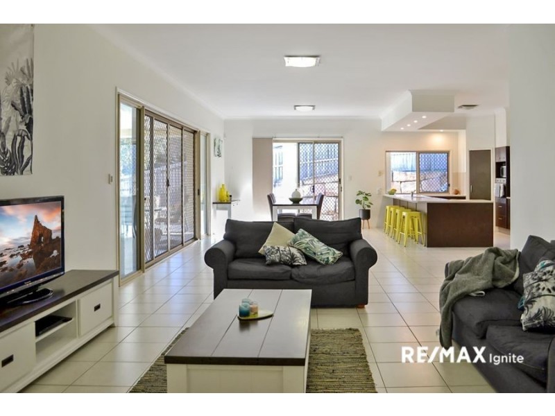 81 WESTAWAY CRESCENT, Bellbowrie QLD 4070