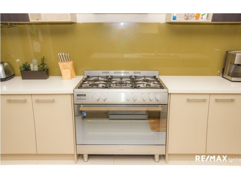 16 Clydesdale Place, Sumner QLD 4074