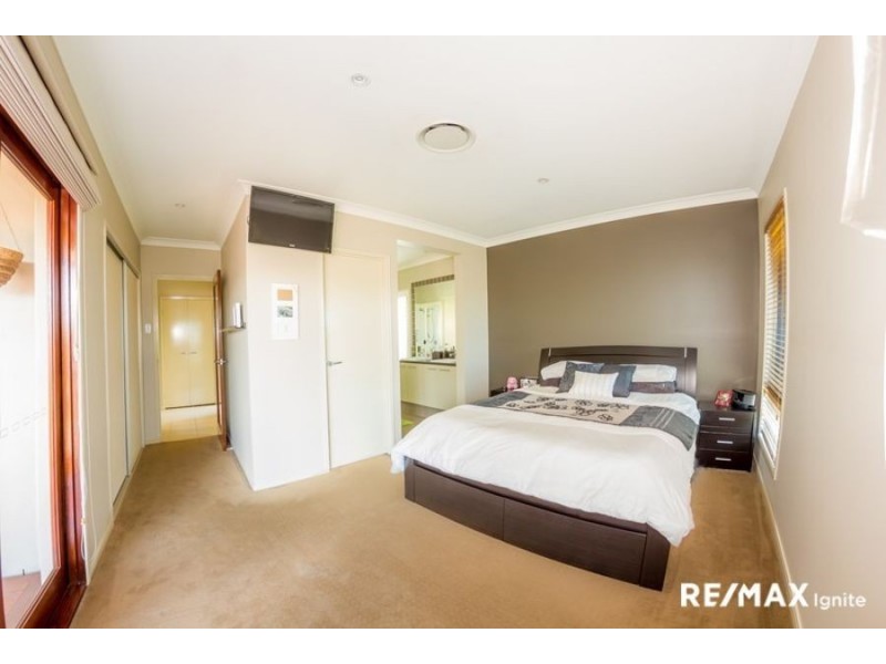 16 Clydesdale Place, Sumner QLD 4074