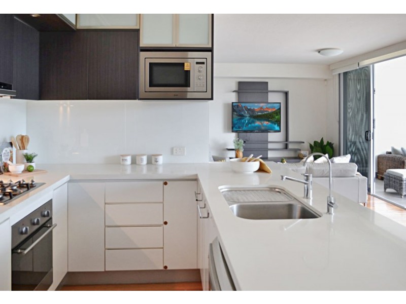 8/74 Dengate Lane, St Lucia QLD 4067
