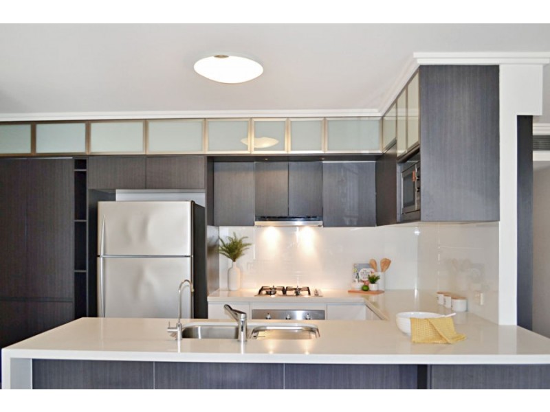 8/74 Dengate Lane, St Lucia QLD 4067