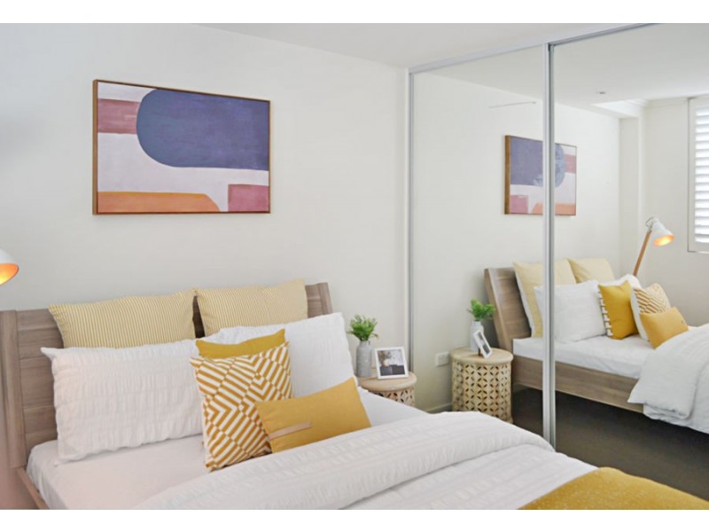 8/74 Dengate Lane, St Lucia QLD 4067
