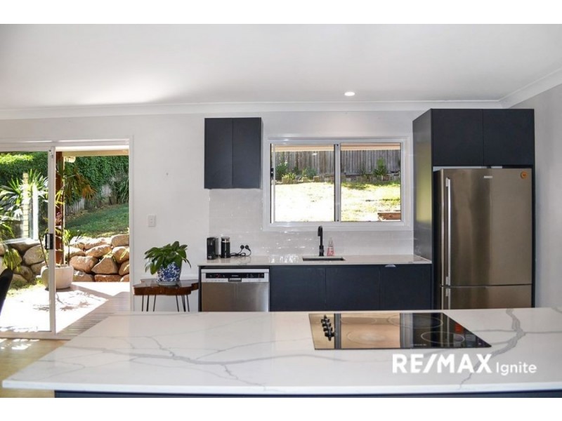 42 ARRABRI AVENUE, Jindalee QLD 4074