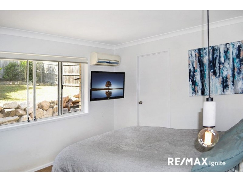 42 ARRABRI AVENUE, Jindalee QLD 4074