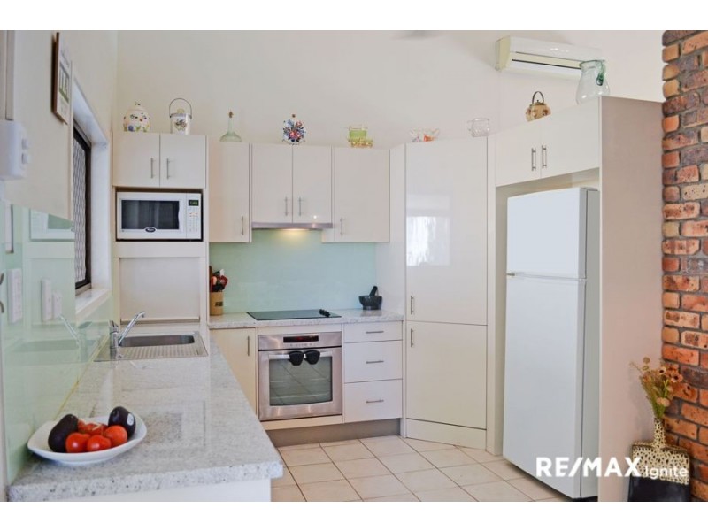 10 Konda Street, Riverhills QLD 4074