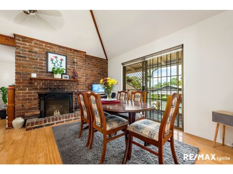 28 Raeside Street, Westlake QLD 4074