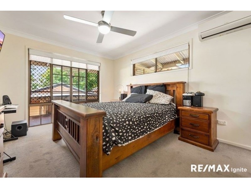 28 Raeside Street, Westlake QLD 4074