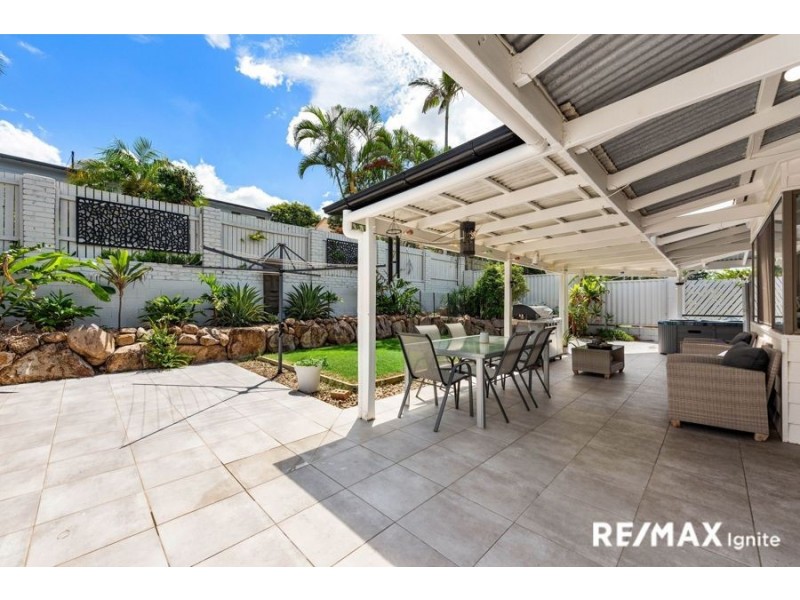 28 Raeside Street, Westlake QLD 4074