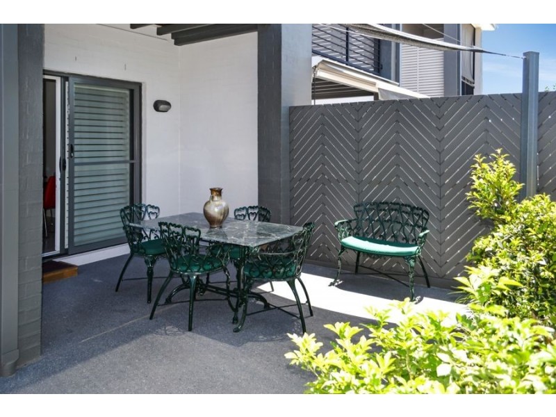 4/35 CENTRAL AVENUE, Mount Ommaney QLD 4074