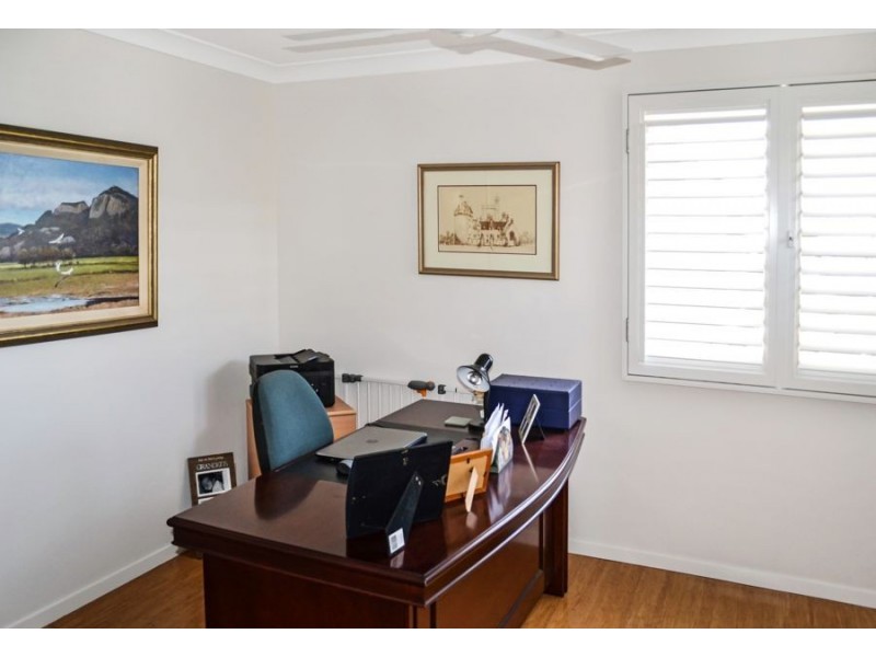 4/35 CENTRAL AVENUE, Mount Ommaney QLD 4074