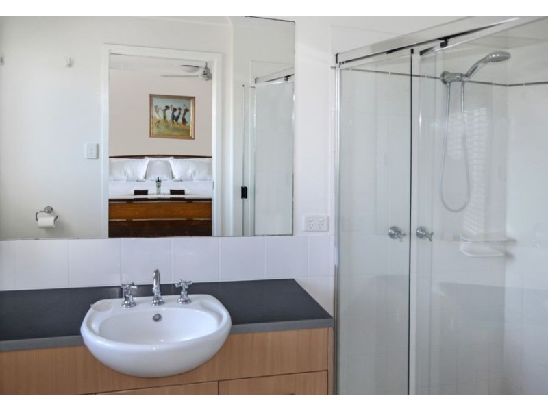 4/35 CENTRAL AVENUE, Mount Ommaney QLD 4074