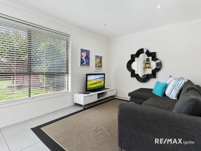 2 TIGRIS STREET, Riverhills QLD 4074