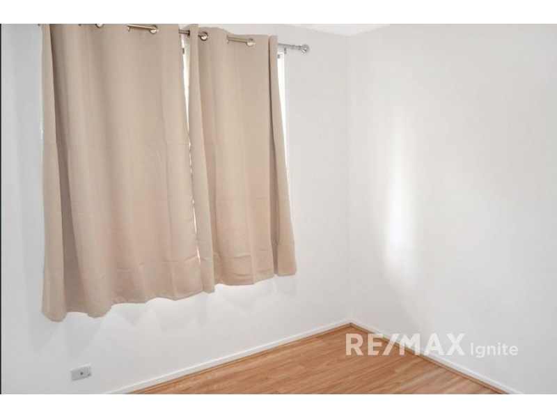 52 PALUNA STREET, Riverhills QLD 4074