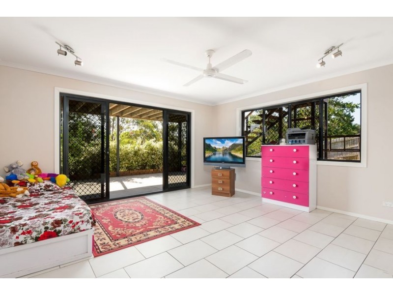 104 FIONA STREET, Bellbird Park QLD 4300