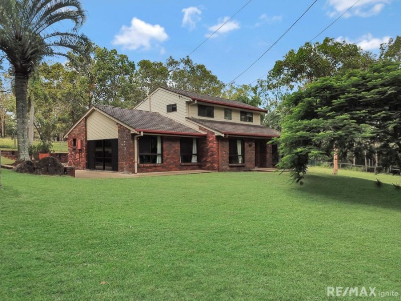 141 Phillip Crescent, Barellan Point QLD 4306