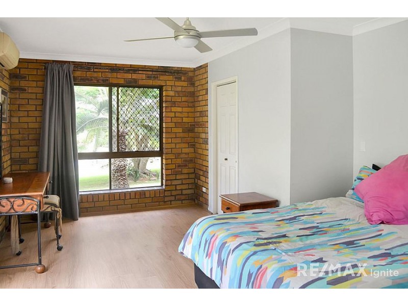 141 Phillip Crescent, Barellan Point QLD 4306