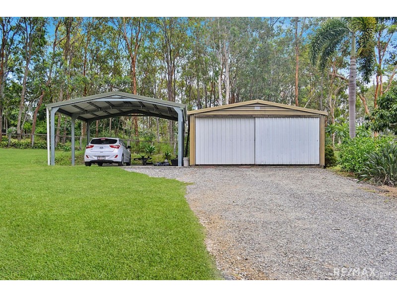 141 Phillip Crescent, Barellan Point QLD 4306