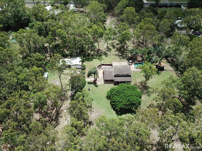 141 Phillip Crescent, Barellan Point QLD 4306