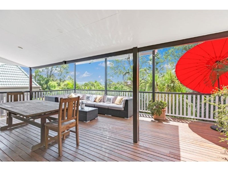 3 Sunset Road, Kenmore QLD 4069