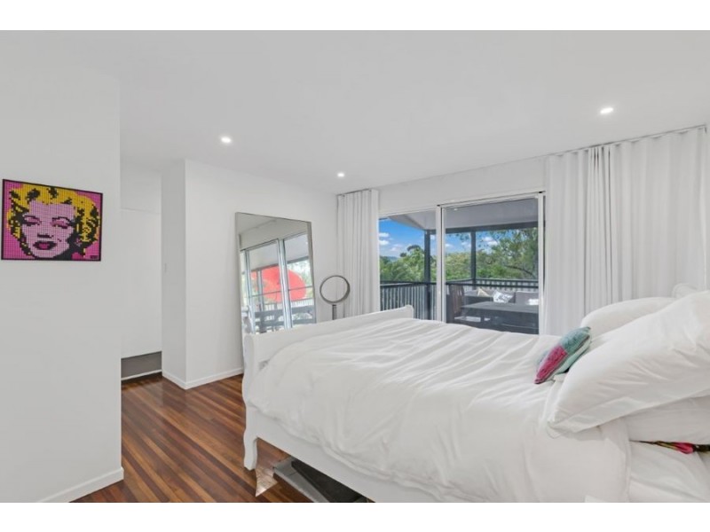 3 Sunset Road, Kenmore QLD 4069