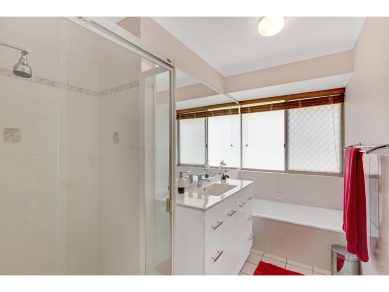 46 Church Road, Bellbowrie QLD 4070