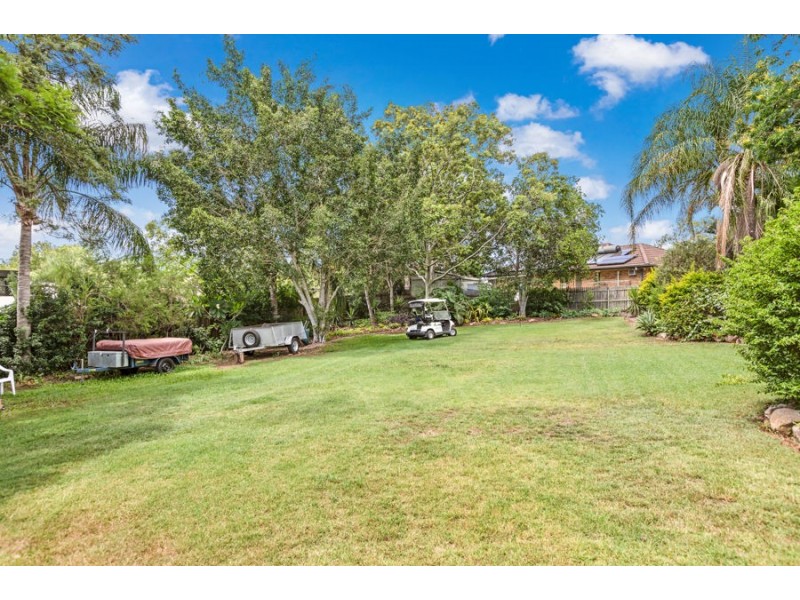 46 Church Road, Bellbowrie QLD 4070