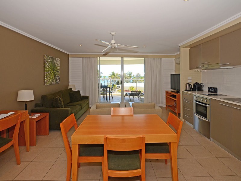 213/569 Charlton Esplanade, Urangan QLD 4655