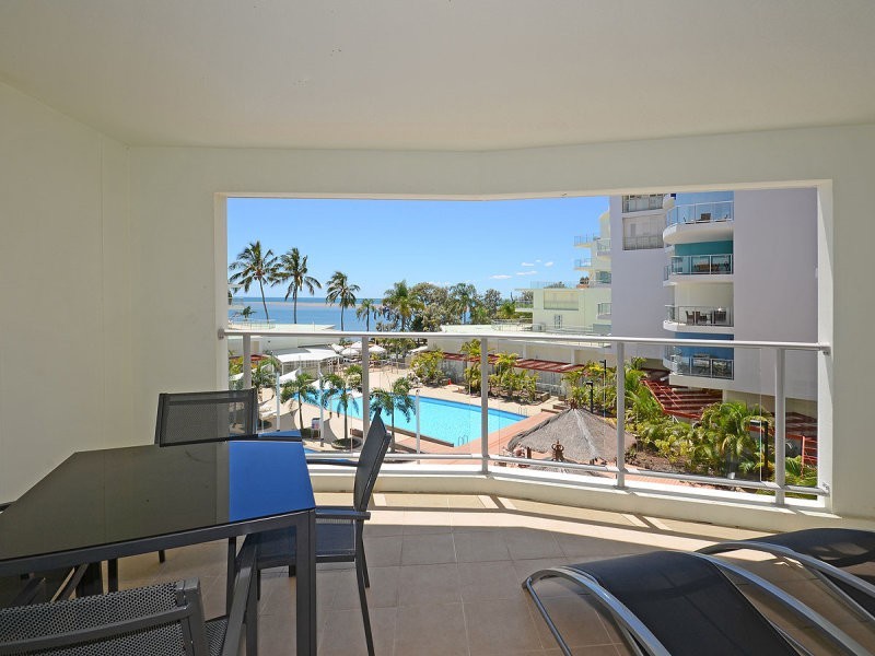 213/569 Charlton Esplanade, Urangan QLD 4655