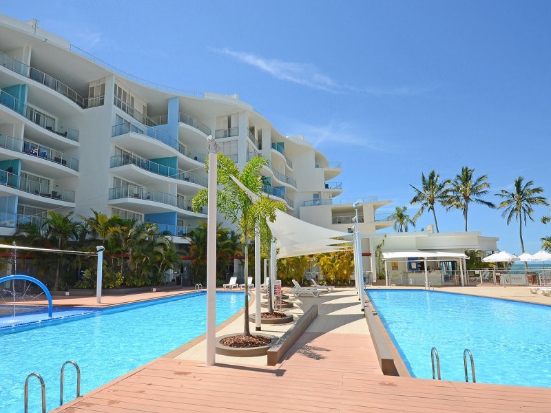 213/569 Charlton Esplanade, Urangan QLD 4655