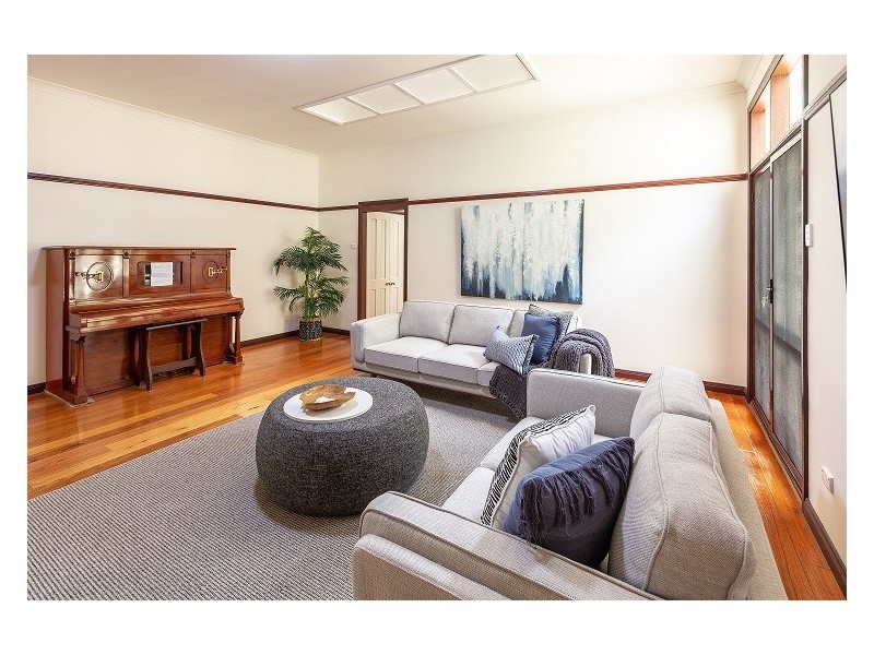 133 Henderson Rd, Saratoga NSW 2251