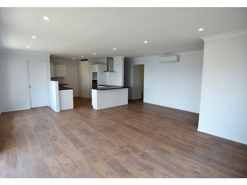 9 Indra Road, Tascott NSW 2250