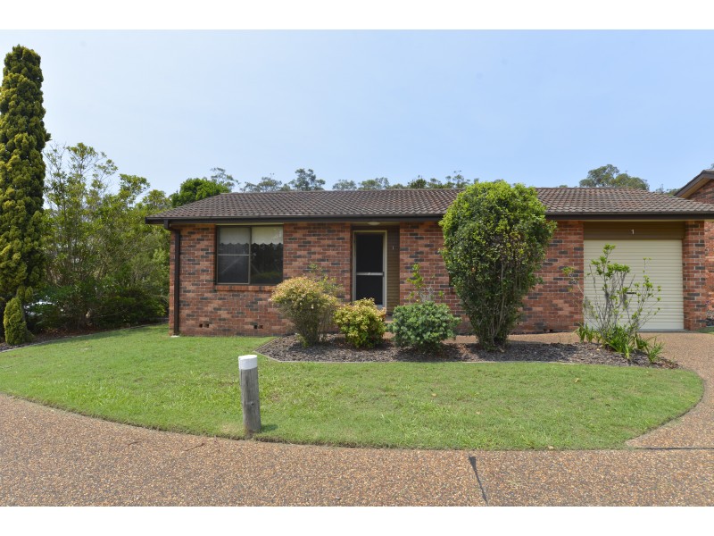 1/70 Koolang Road, Green Point NSW 2251