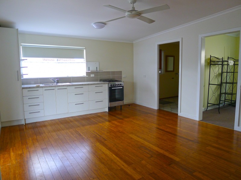 6 Steyne Rd, Saratoga NSW 2251