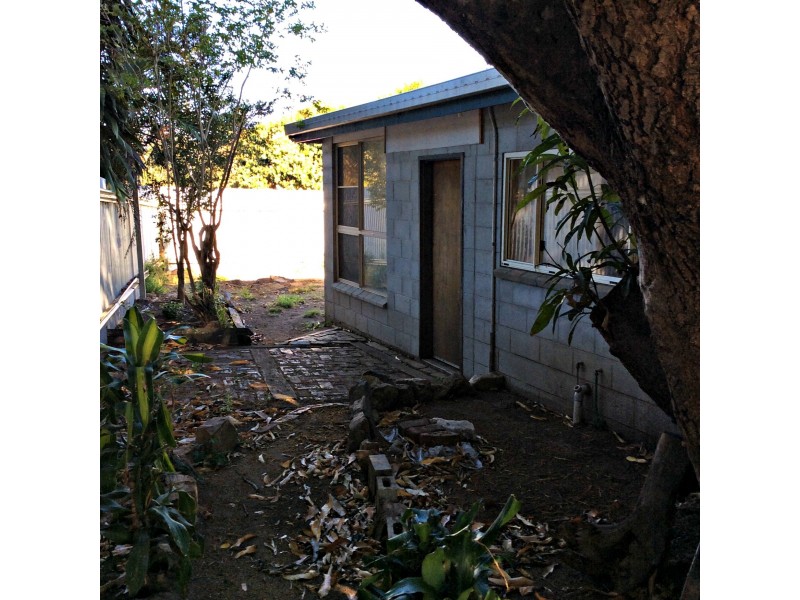 7 Talc St, Mount Garnet QLD 4872