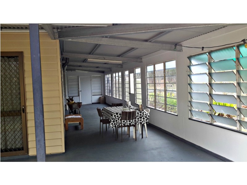 380 Millstream Pde, Millstream QLD 4888