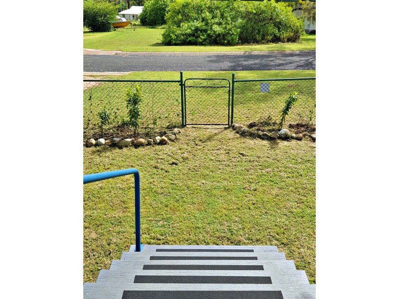 4 Uranium St, Mount Garnet QLD 4872