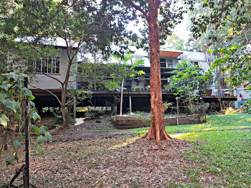 73 Winfield Rd, Lake Eacham QLD 4884