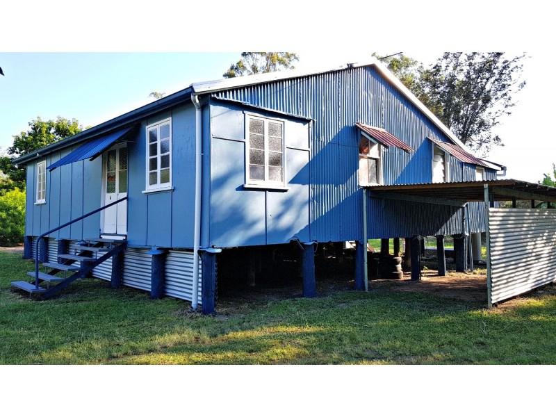 4 Uranium St, Mount Garnet QLD 4872