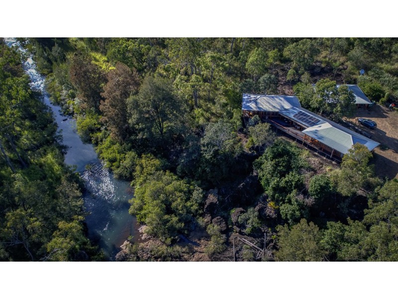 472 Wooroora Rd, Ravenshoe QLD 4888