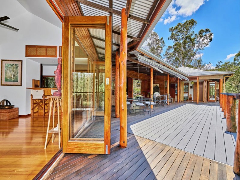 472 Wooroora Rd, Ravenshoe QLD 4888